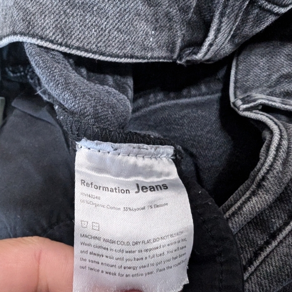 Reformation 80s Ultra High Cigarette Jeans in Yuma - Picture 16 of 16